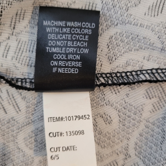 Torrid Lace Overlay Fit & Flare Dress - Size L - Picture 10 of 11